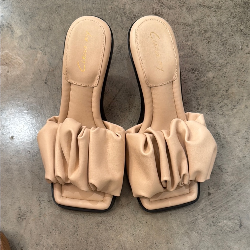 Cream Women's heels